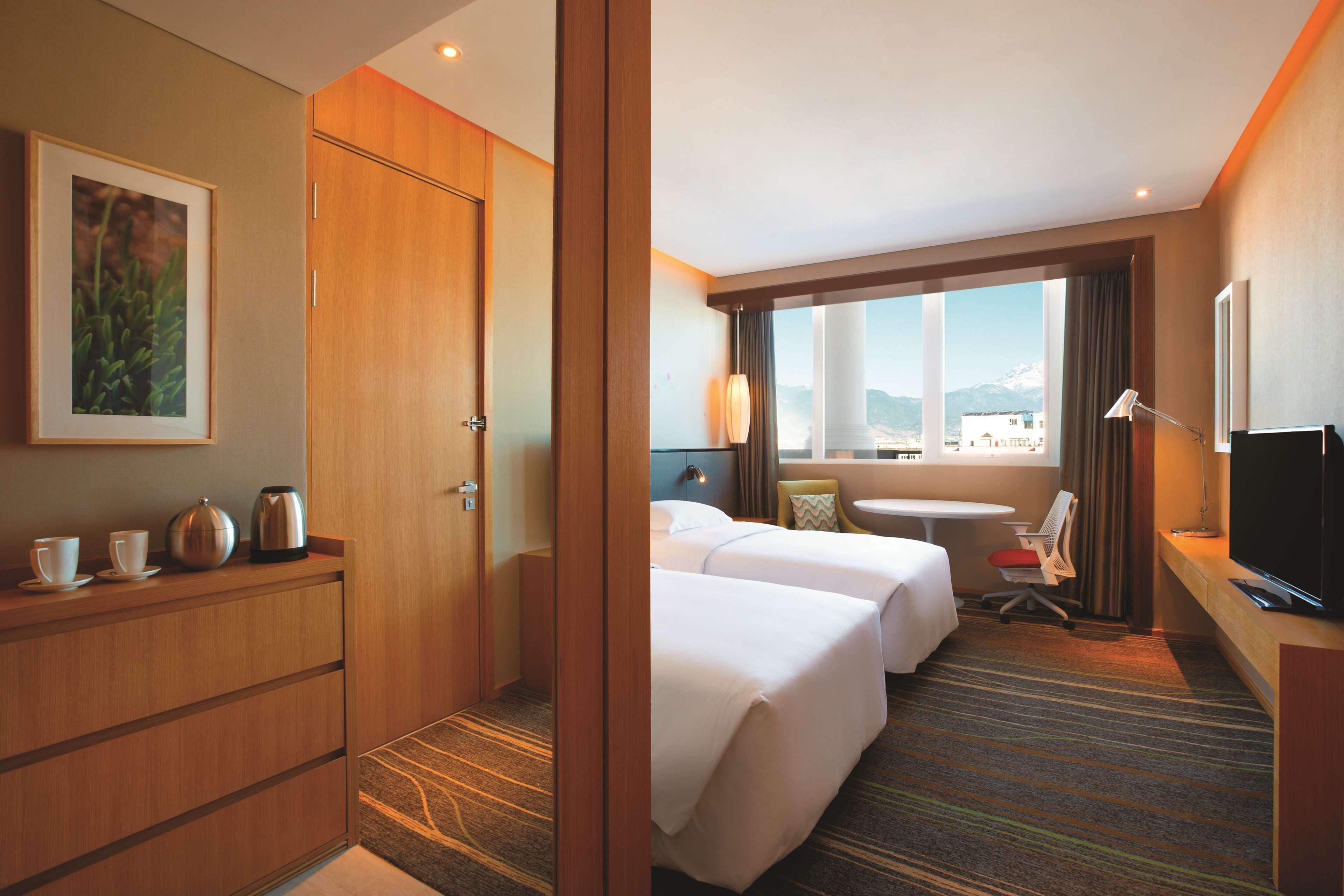 Hilton Garden Inn Lijiang Lijiang  Exterior foto